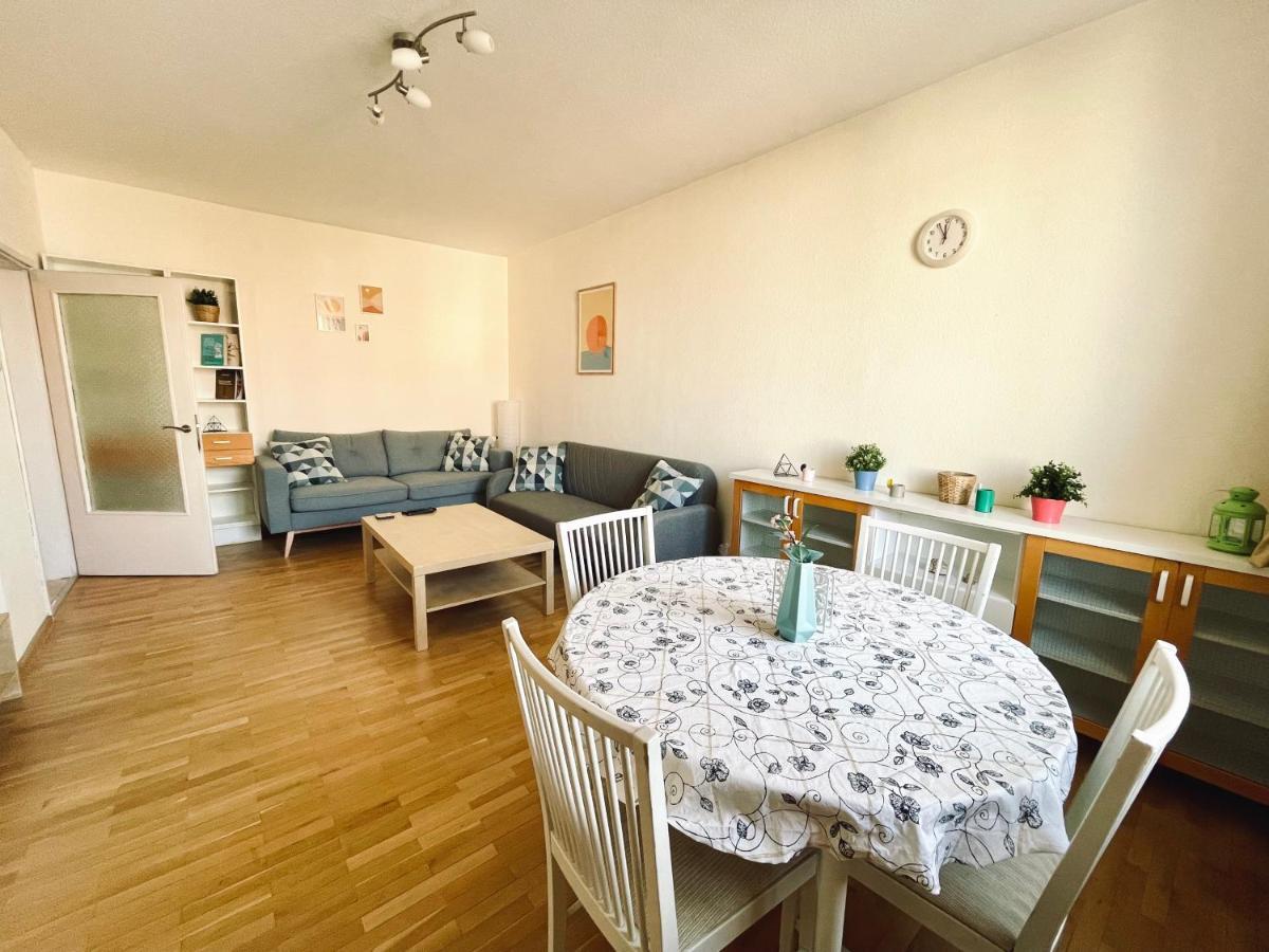 Apartemen 2-bdr Flat Near The Mall, Spacious & Cozy By Flat Mаnager Sofia