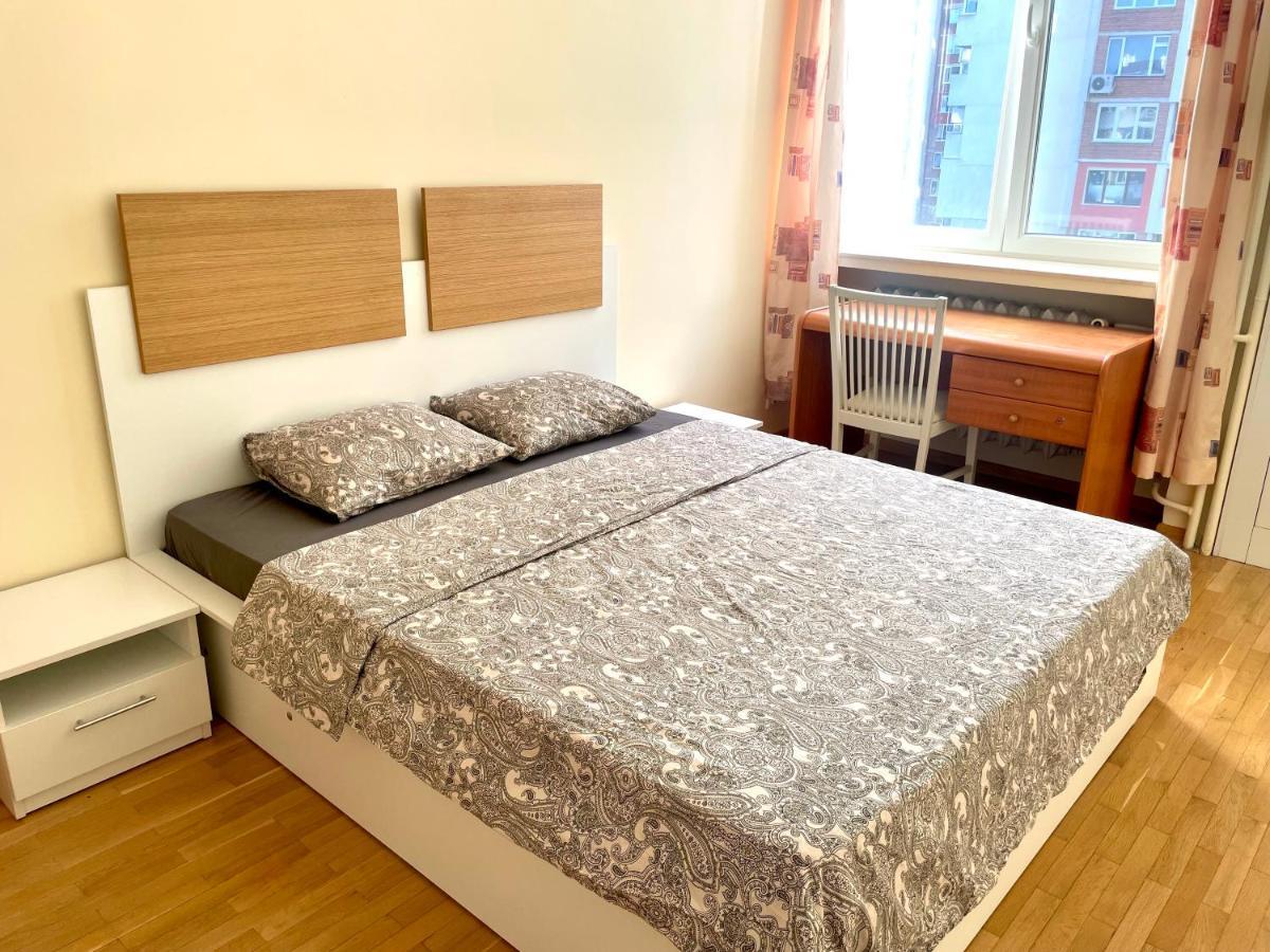 Apartemen 2-bdr Flat Near The Mall, Spacious & Cozy By Flat Mаnager Sofia