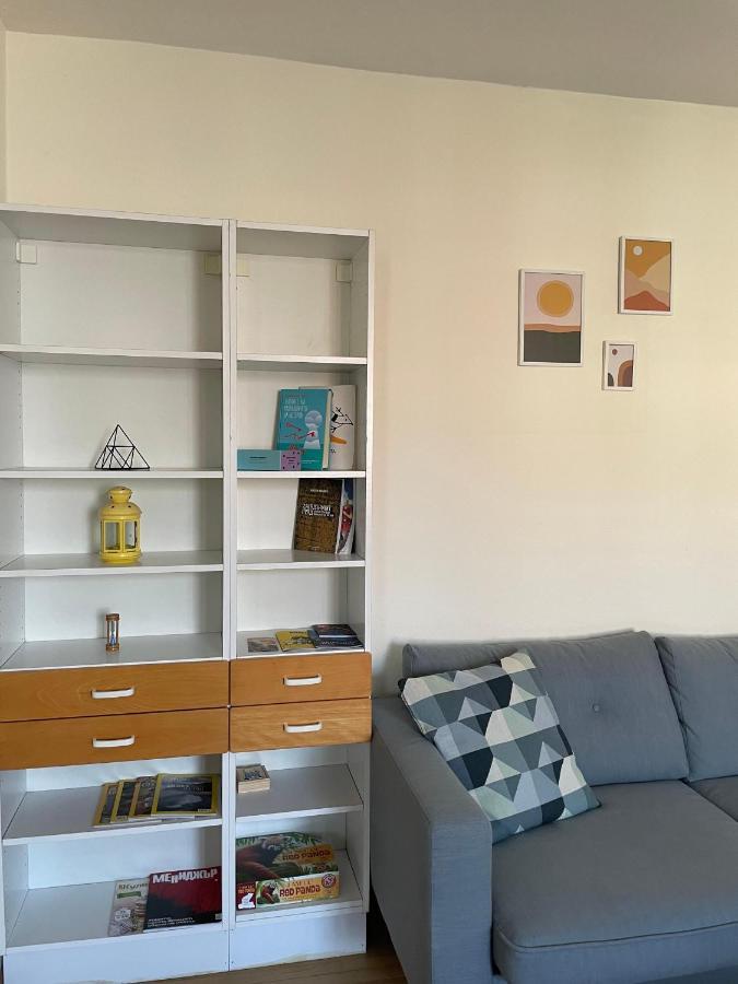 2-bdr Flat Near The Mall, Spacious & Cozy By Flat Mаnager